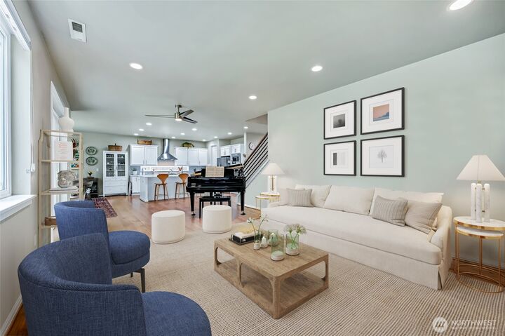 Property Photo: 502 S 187th Lane WA 98148