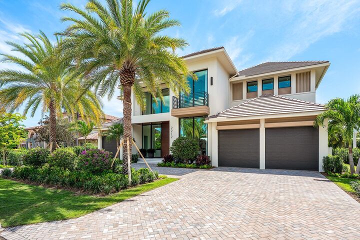 Property Photo:  2212 Date Palm Road  FL 33432 