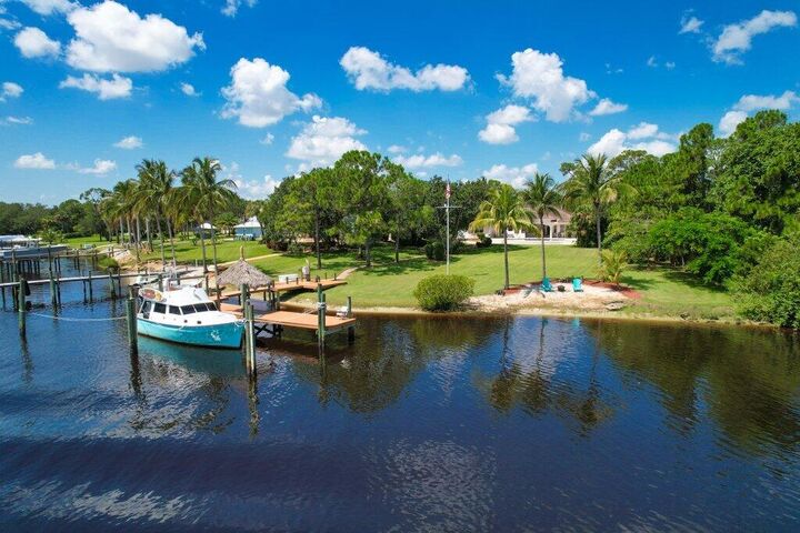 2561 SE North Lookout Boulevard  Port Saint Lucie FL 34984 photo
