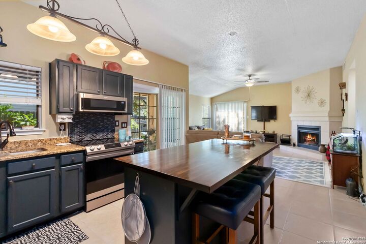 Property Photo:  7730 Ridge Mist  TX 78239 