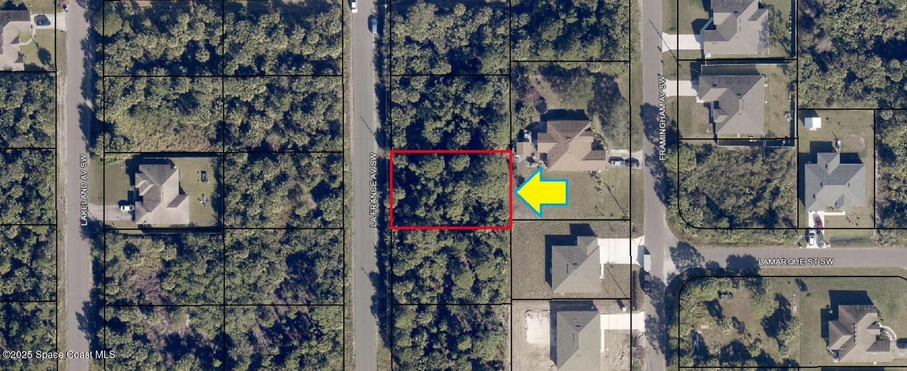 Property Photo: 3181 La France Avenue SW FL 32908