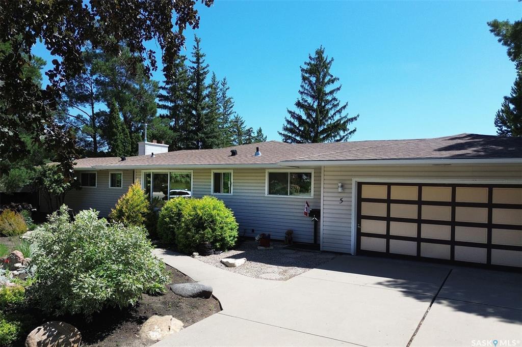 Property Photo: 5 Qu'Appelle Court SK S7K 1C2