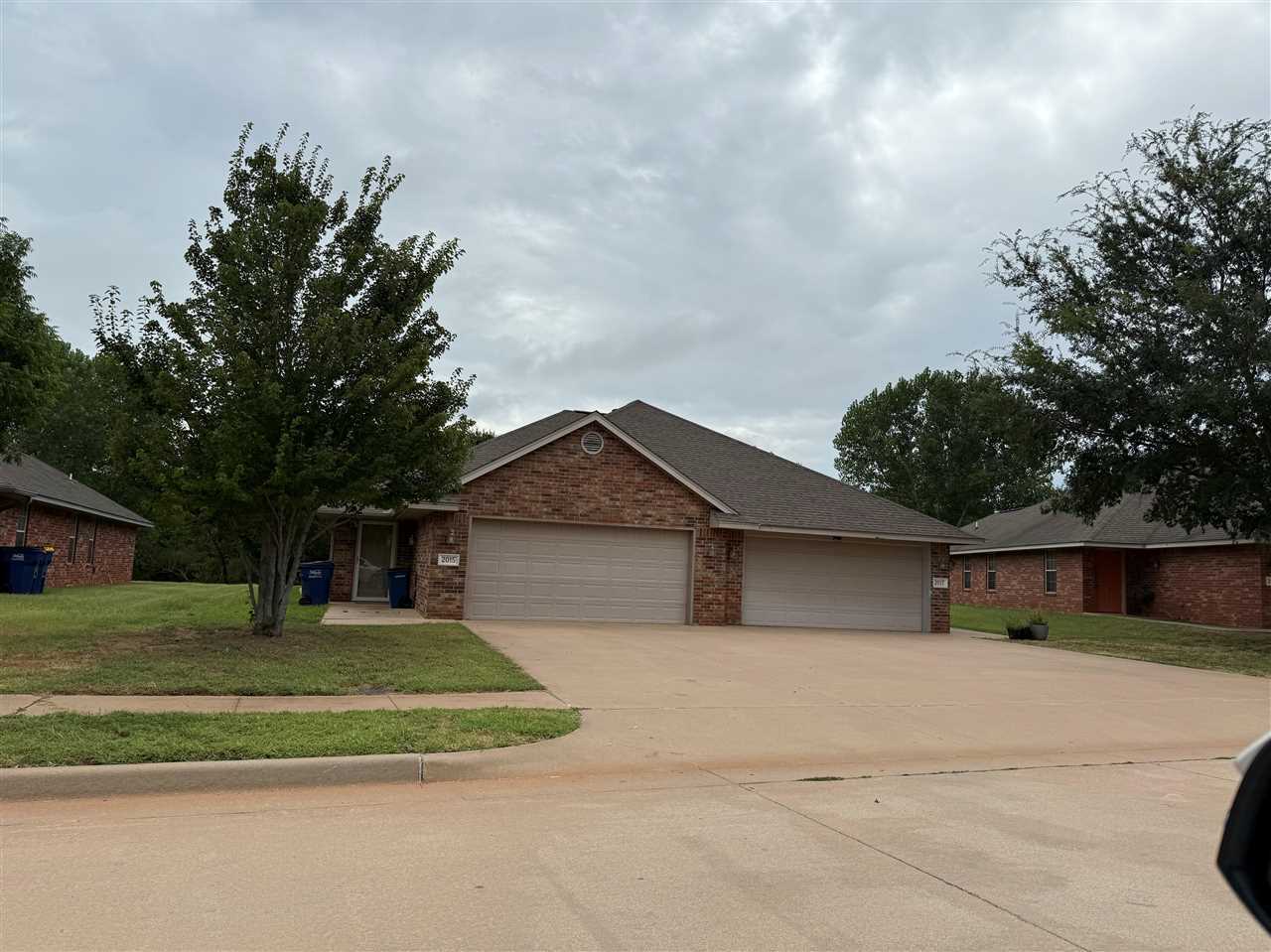 Property Photo: 2015 S Devin Lea Street 2017 S. Devin Lea St OK 74074