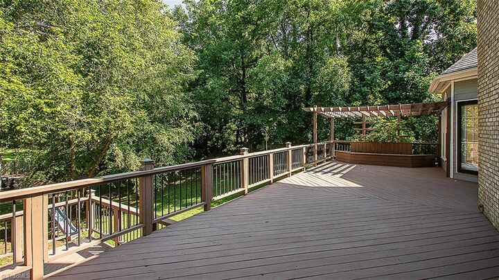 Property Photo:  6402 Lakebend Way  NC 27410