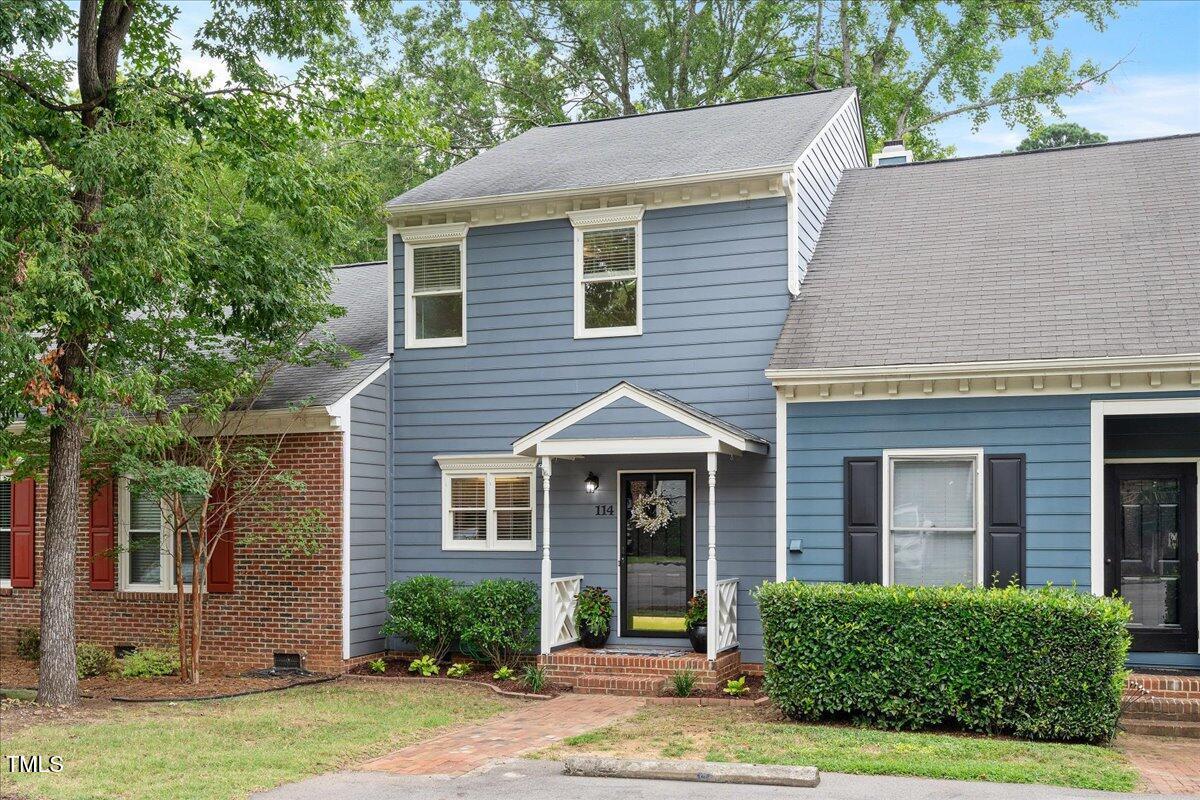 Property Photo:  114 Granby Court  NC 27511 