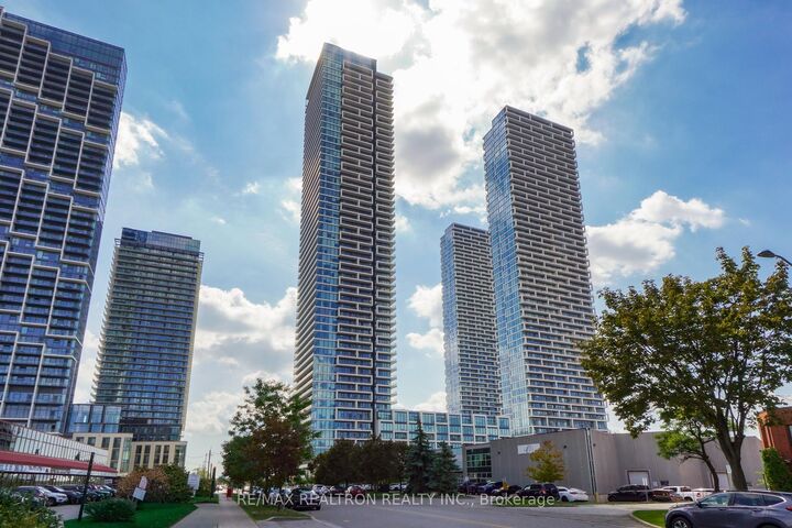 950 Portage Parkway N 5901  Vaughan ON L4K 0J7 photo