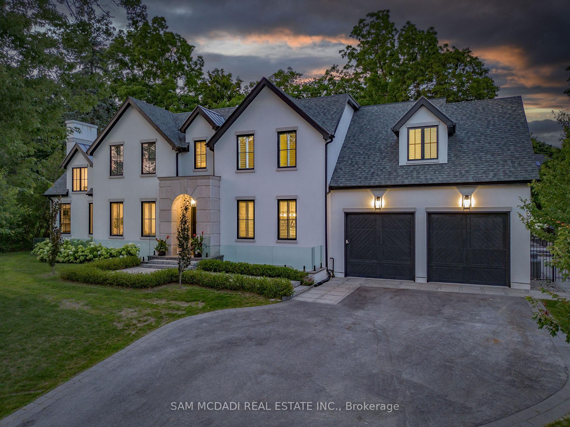 Property Photo: 231 Wedgewood Drive ON L6J 4R6