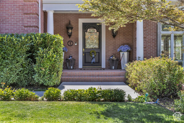 Property Photo: 1714 E Fort Douglas Cir UT 84103