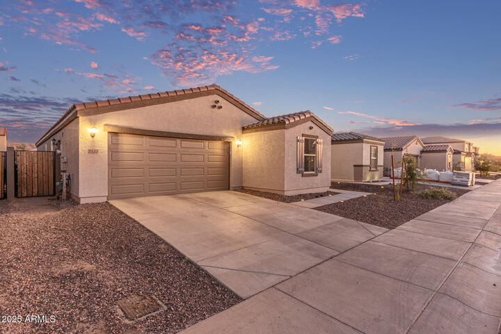 Property Photo:  2535 W La Salle Street  AZ 85041 