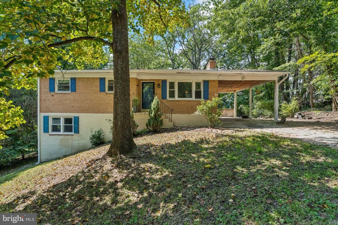 Property Photo:  11009 McKay Road  MD 20744 