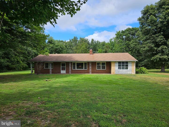 Property Photo: 16485 Dawn Boulevard VA 23069