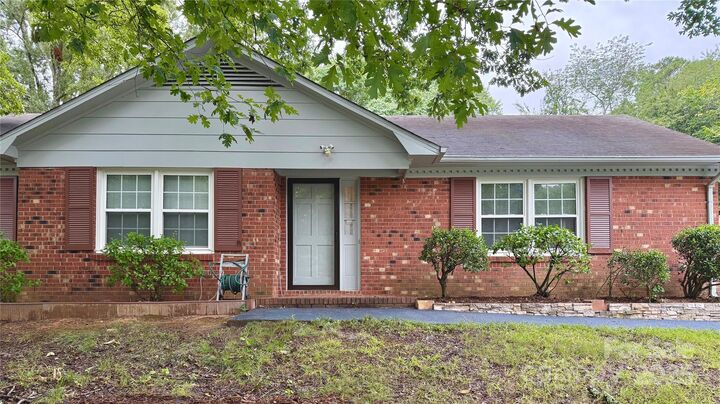 915 Eaglewood Avenue  Charlotte NC 28212 photo