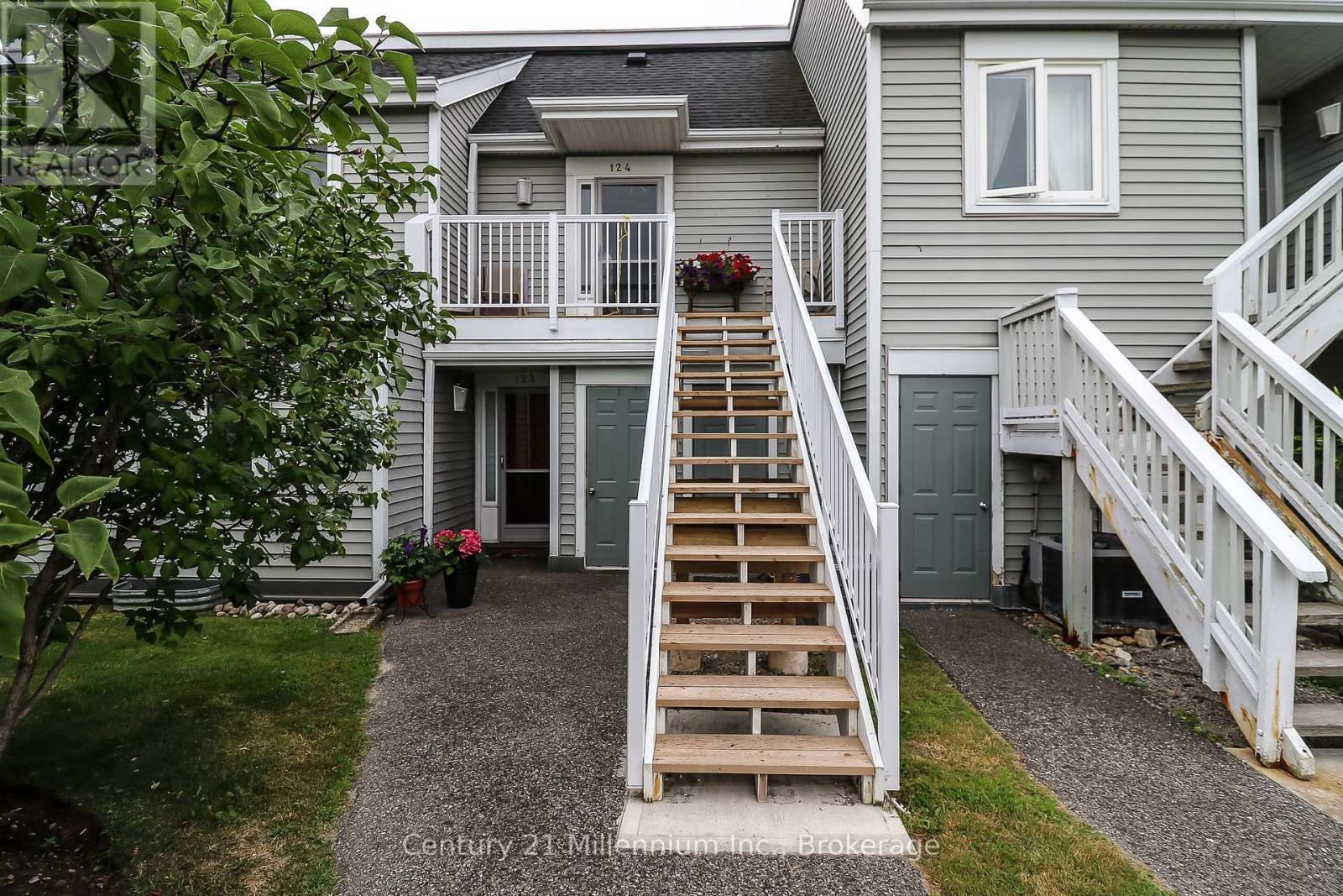 Property Photo: 55 Trott Boulevard 124 ON L9Y 5B8