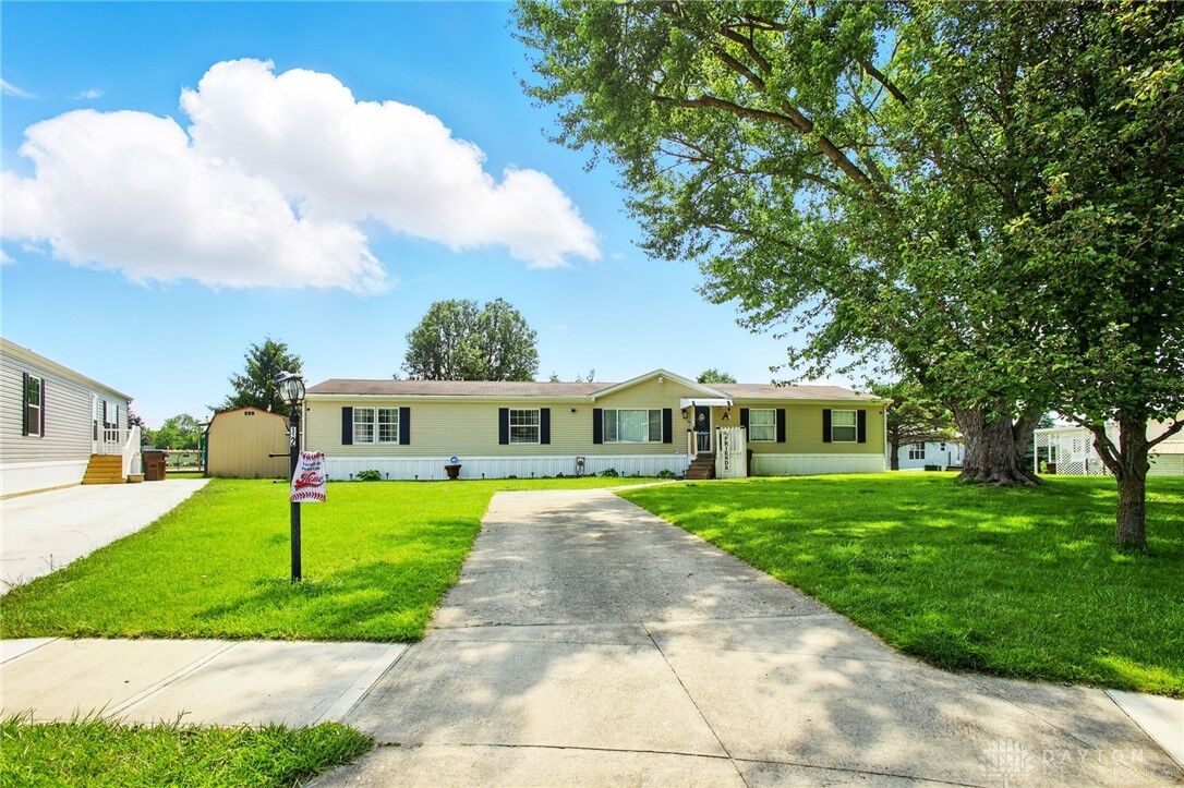 Property Photo: 4100 Troy Road 12 OH 45502