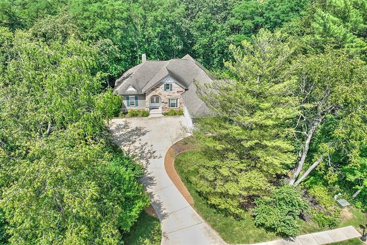 Property Photo: 530 N Country Club Meadow IL 62521