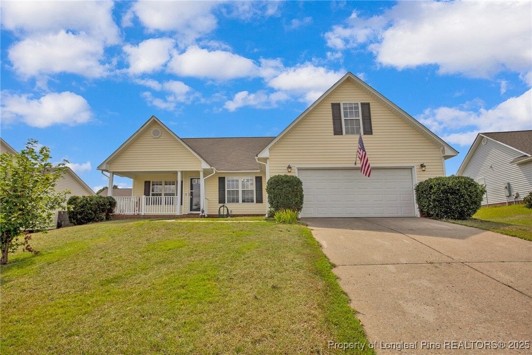 Property Photo: 4418 Rose Meadow Drive NC 28348