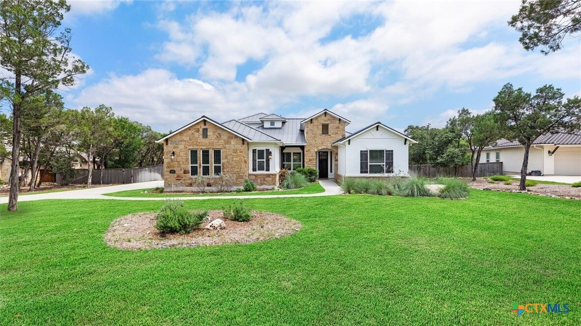 Property Photo:  2382 Geneseo Oaks  TX 78132 