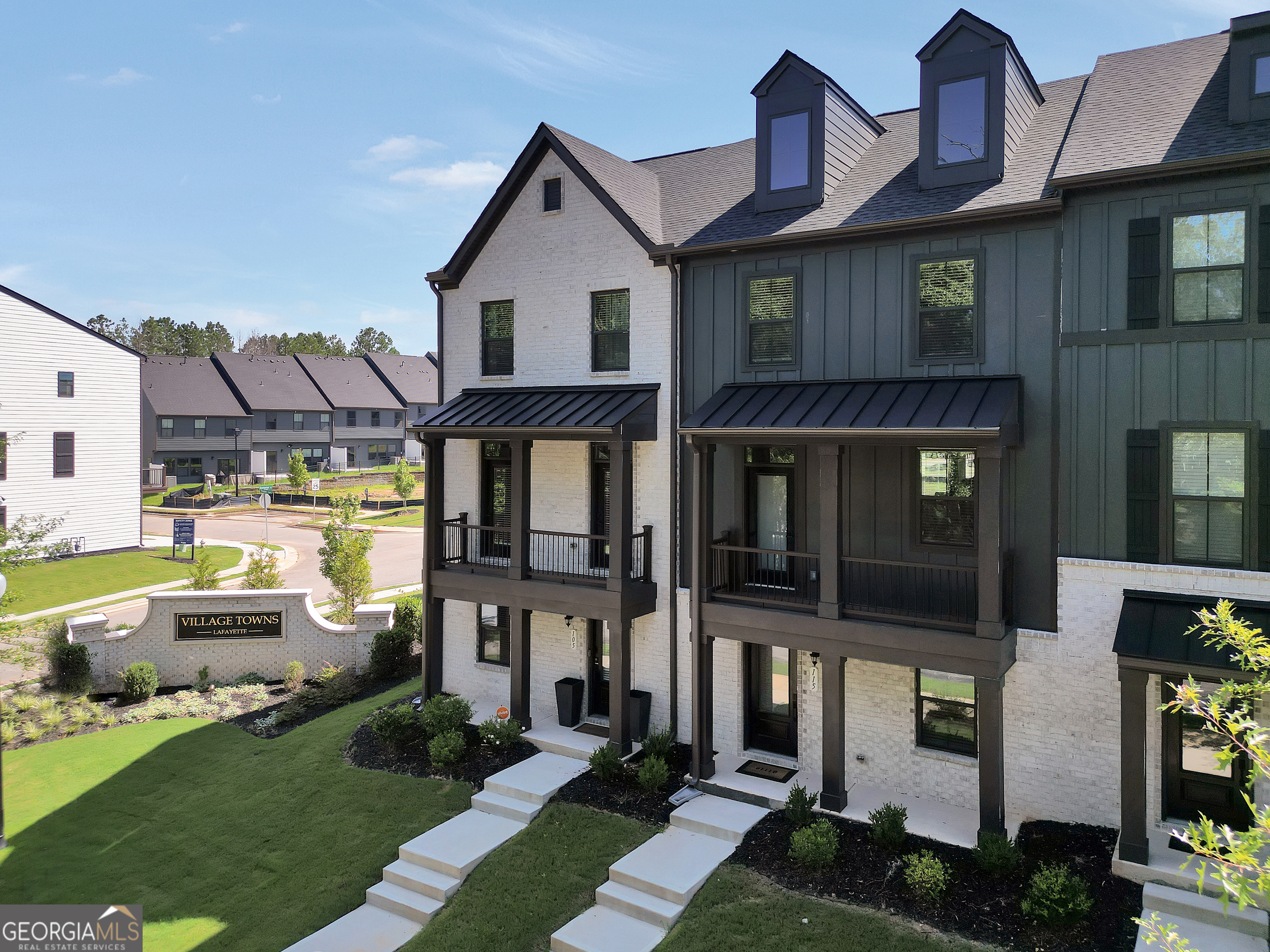 Property Photo:  115 Climbing Ivy Circle  GA 30214 