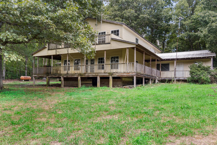 Property Photo: 2115 Archie Rhinehart Parkway TN 38585