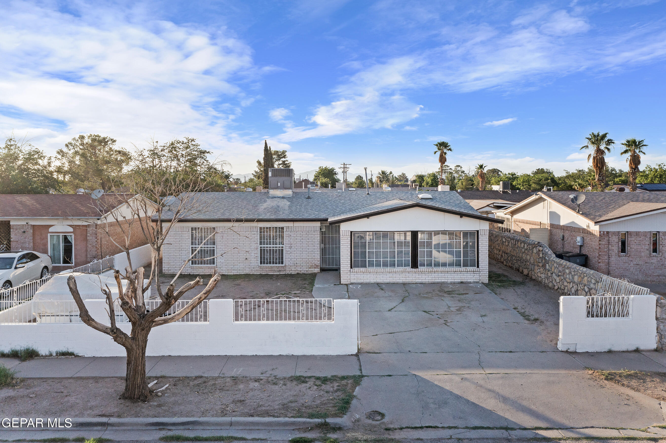 870 Mont Blanc Drive  El Paso TX 79907 photo