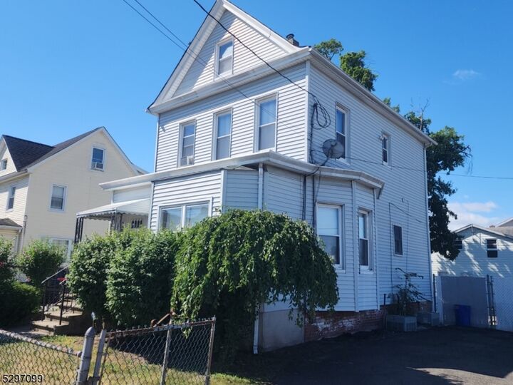 Property Photo:  40 Liberty St  NJ 07644 