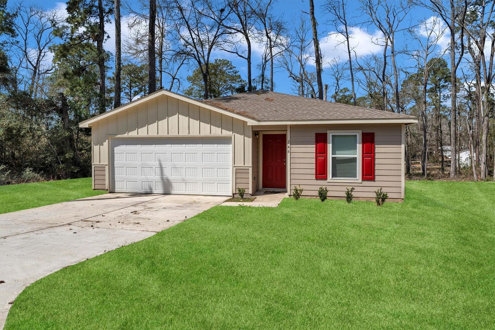 Property Photo:  146 Oak Circle  TX 77351 