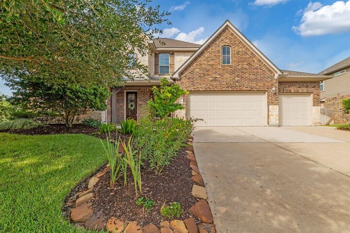 Property Photo:  25203 Gaddis Oaks Drive  TX 77389 