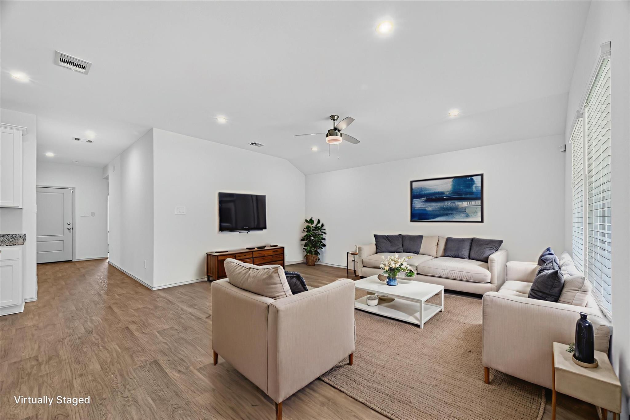 Property Photo: 9721 Chelsea Street TX 77591