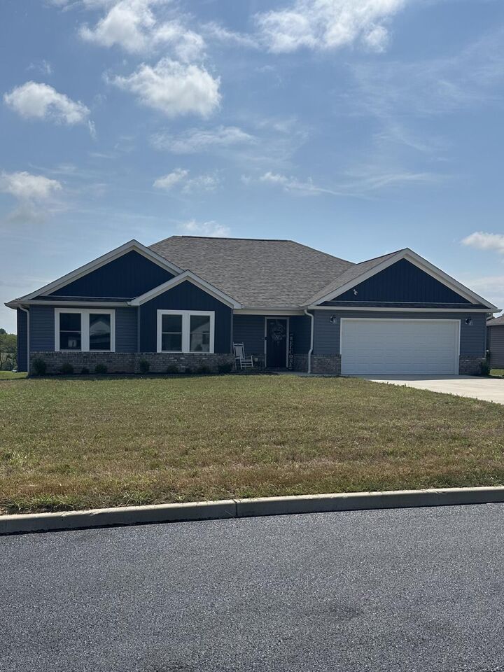 Property Photo:  227 Lone Oak Drive  KY 42503 