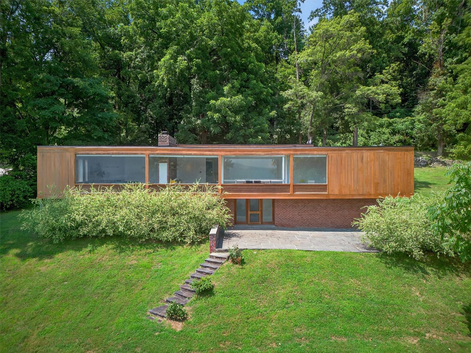 Property Photo: 624 River Road NY 12550