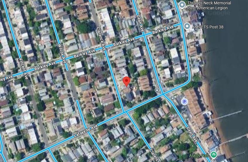 Property Photo: 916 Clarence Avenue NY 10465