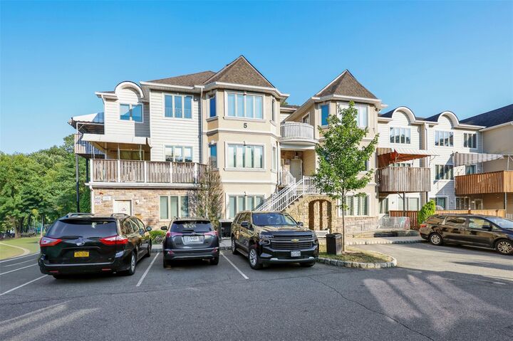 Property Photo: 5 Rose Garden Way 302 NY 10952