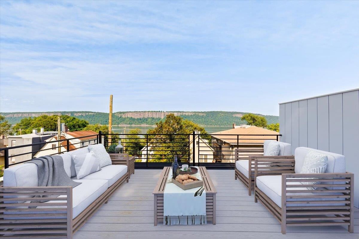 Property Photo: 5 Nodine Street 5 NY 10706