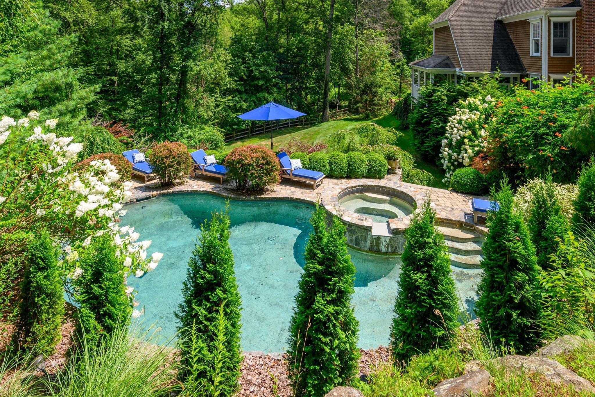 Property Photo:  2 Autumn Drive  CT 06784 