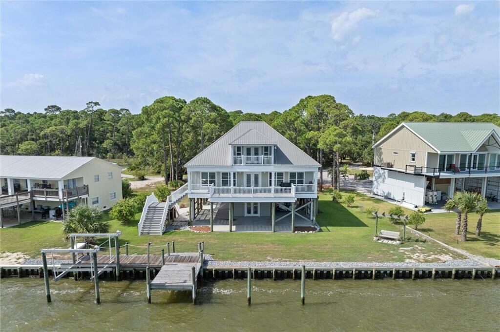 Property Photo:  409 Carolyn Circle  AL 36528 