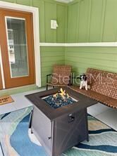 Property Photo:  