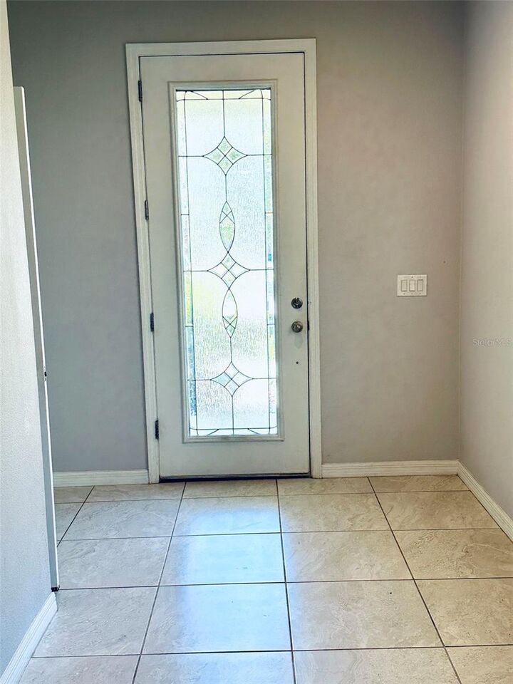 Property Photo: 1525 Custer Bayou Street FL 33570