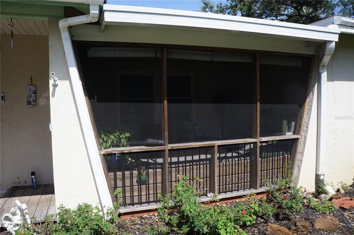 Property Photo: 11479 Walsingham Road FL 33778