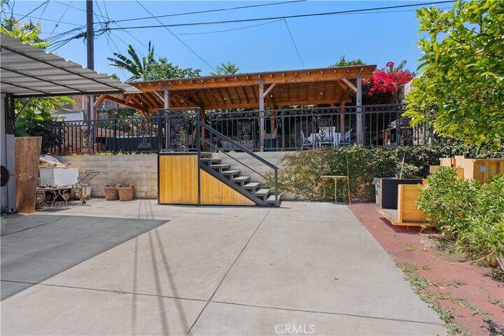 Property Photo: 13207 S Carlton Avenue CA 90061