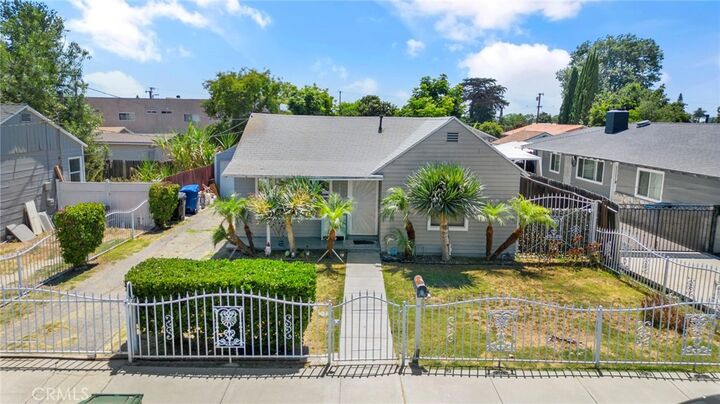 Property Photo:  12938 Helmer Drive  CA 90602