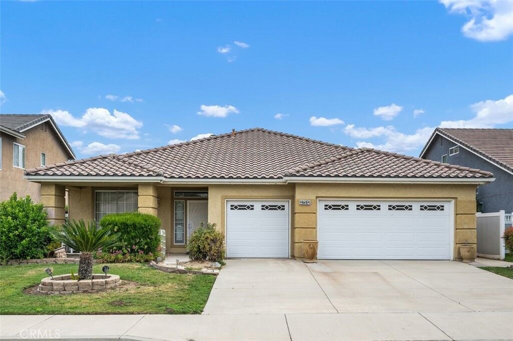 Property Photo:  27512 Hopi Springs Court  CA 92883 