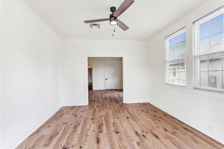 Property Photo:  244 Nursery Avenue  LA 70005 