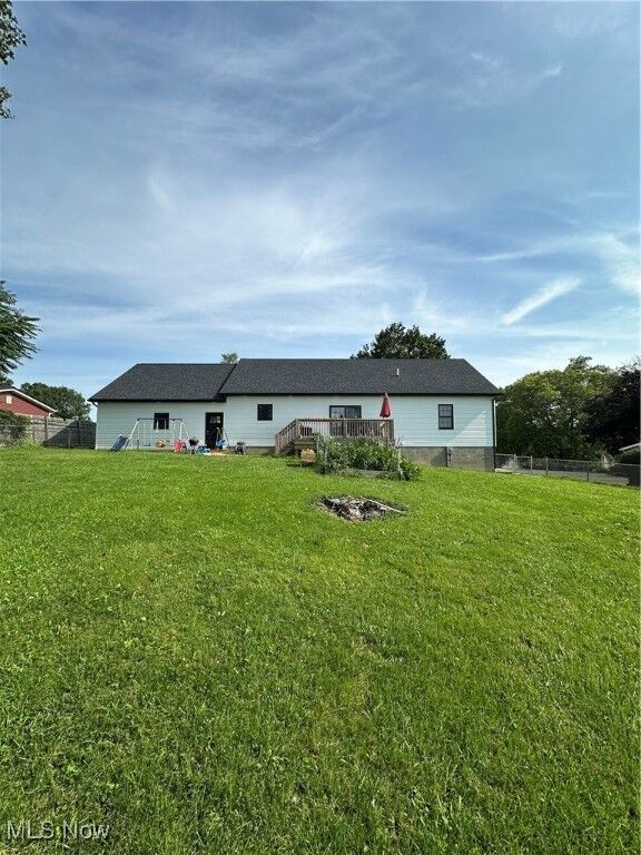 Property Photo:  1780 Candlestick Drive  OH 43701 