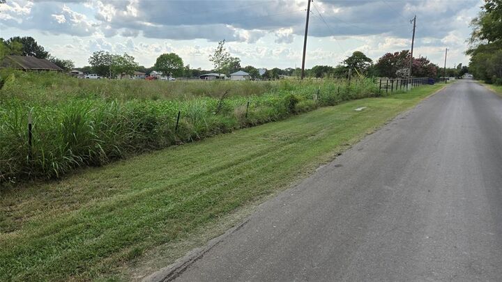 Property Photo: 7926 County Road 2580 TX 75189