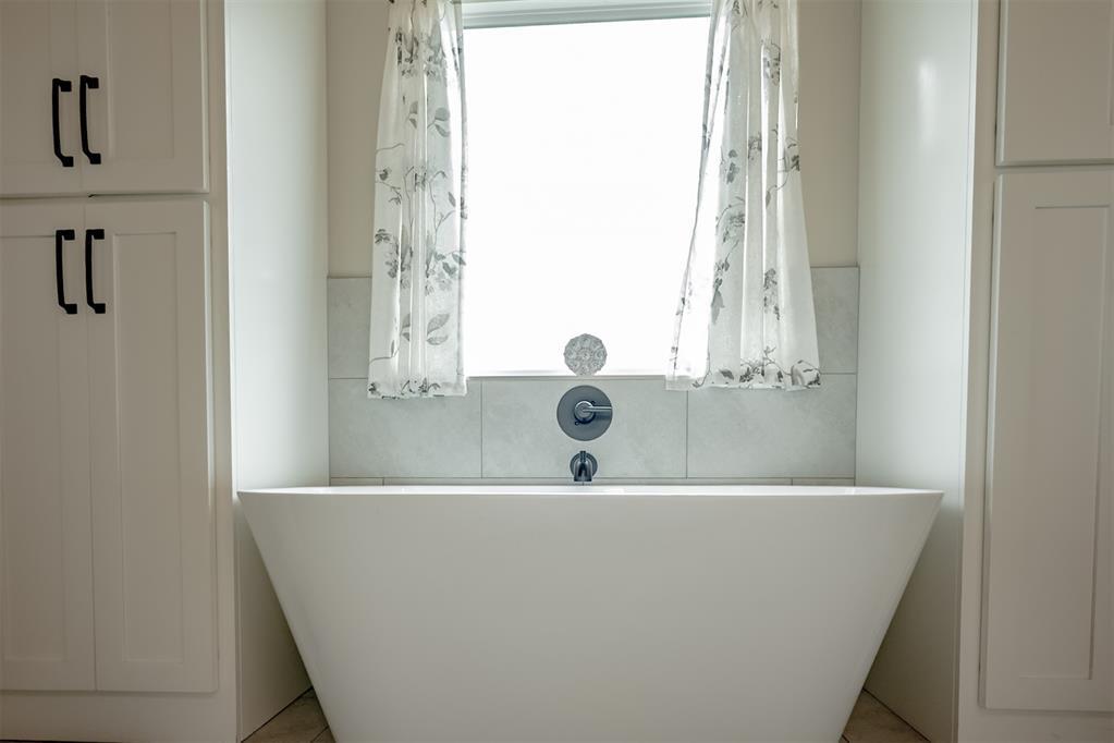 Property Photo:  5570 Red Fox Run  OK 73044 