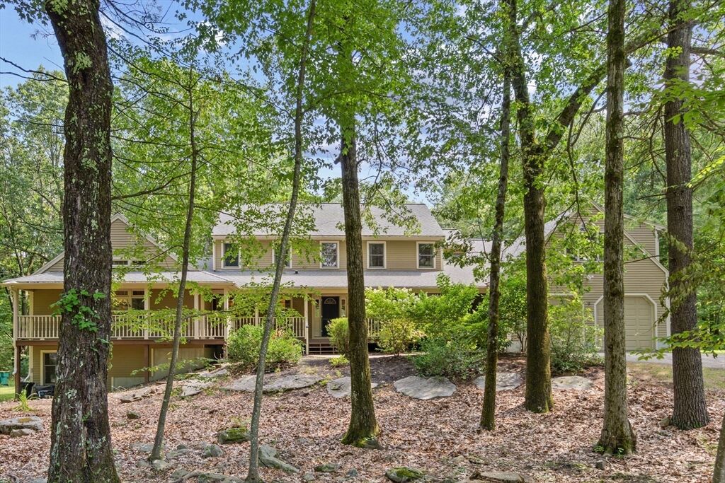 Property Photo: 9 Stagecoach Rd MA 01541