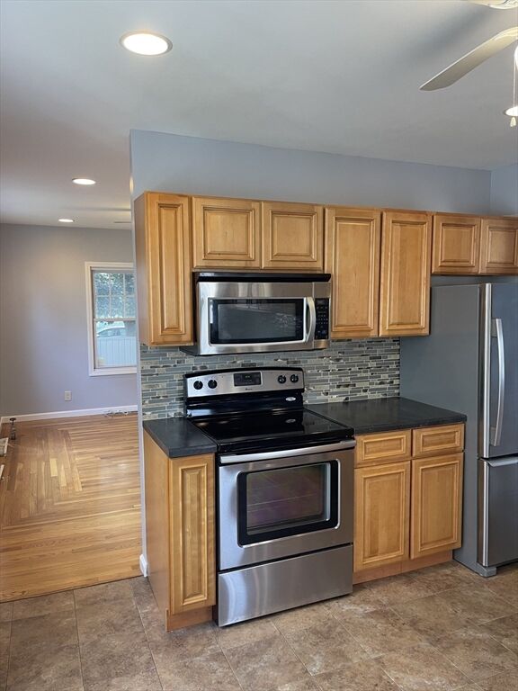 Property Photo:  27 Santa Barbara St 1  MA 01104 
