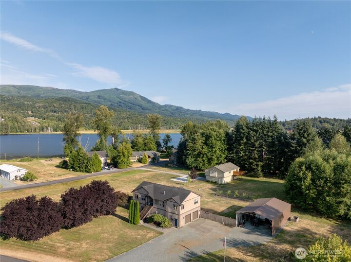 23692  Sawyer Lane  Clear Lake WA 98235 photo
