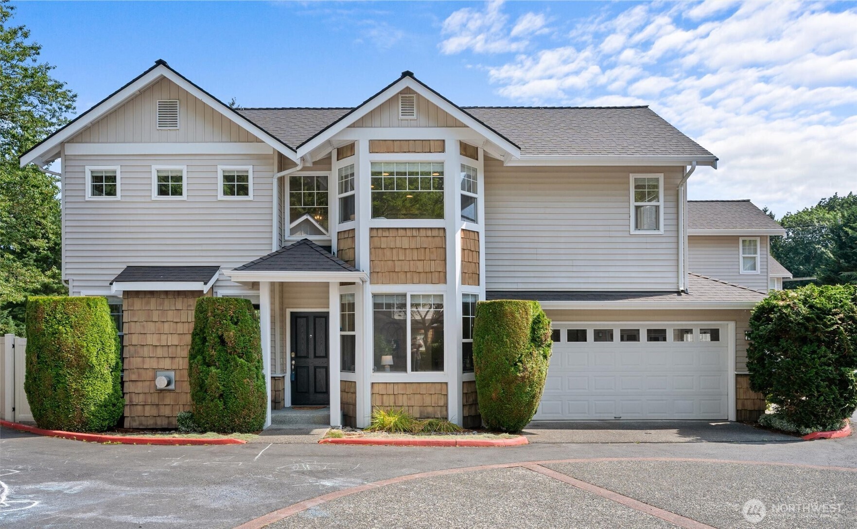 205  Newport Way NW G2  Issaquah WA 98027 photo