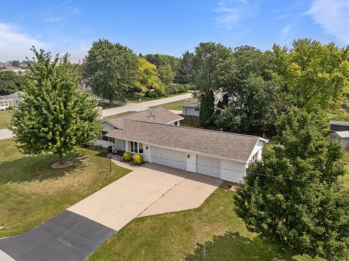 Property Photo: 409 Spring Road Drive WI 54956